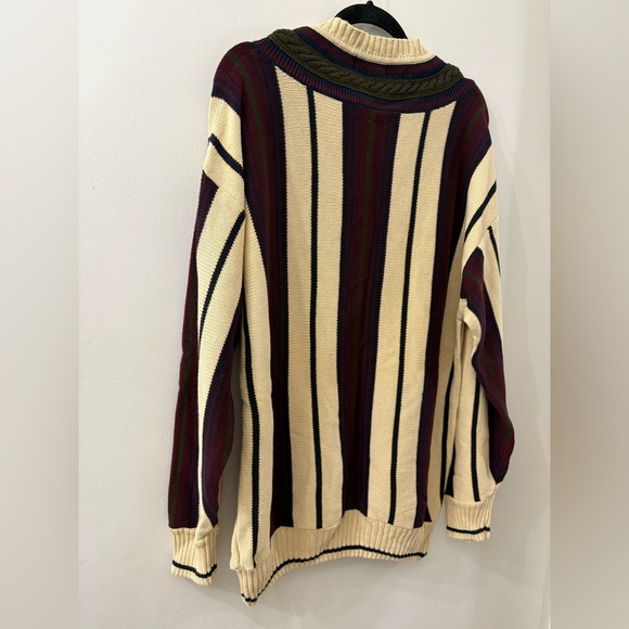 GANT Cream and Burgundy V-Neck Sweater - Mens large - 100% cotton - Picture 5 of 5